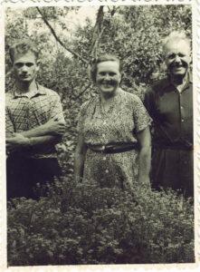 Justinas, Pranciška (Mačiulytė), Kazimieras Cvirkai