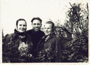 Pranutė, Zigmas, Anelė Mačiuliai